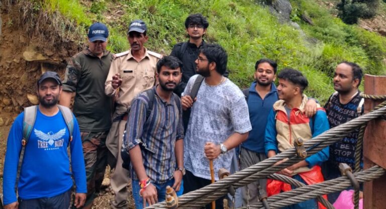 ऊखीमठ : मद्महेश्वर यात्रा मार्ग से दो दिन में 160 तीर्थयात्रियों का किया गया सुरक्षित रेस्क्यू