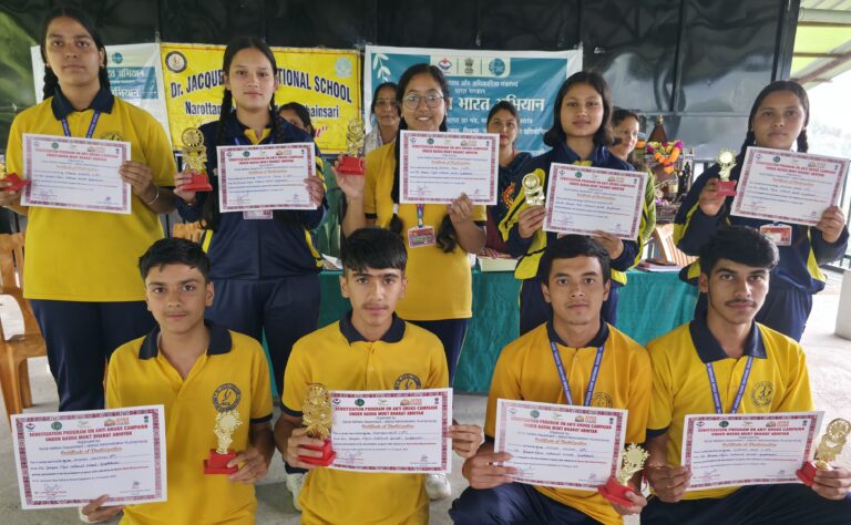 ऊखीमठ : नशामुक्त कार्यक्रम के तहत भाषण प्रतियोगिता में कृतिका राणा रही प्रथम