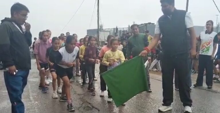 ज्योतिर्मठ : राष्ट्रीय खेल दिवस पर क्रॉस कंट्री दौड़ आयोजित