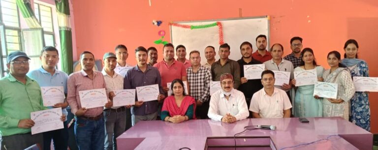 गौचर : कंप्यूटर शिक्षा का ज्ञान बच्चों तक पहुंचाएं : आकाश सारस्वत