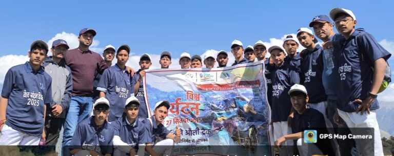 औली : विश्व पर्यटन दिवस पर औली, गोरसों बुग्याल में चलाया स्वच्छता अभियान