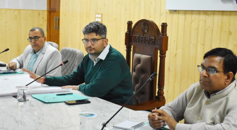 चमोली : जिलाधिकारी ने की राजजात यात्रा तैयारियों की समीक्षा