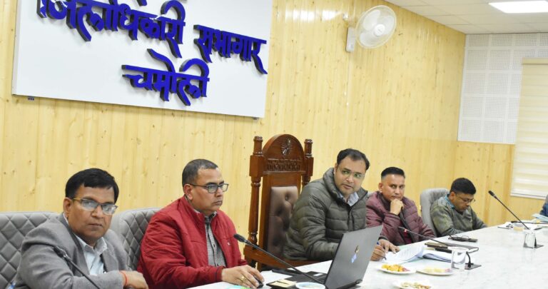 गौचर : ऐतिहासिक गौचर मेले की तैयारियां जोरों पर