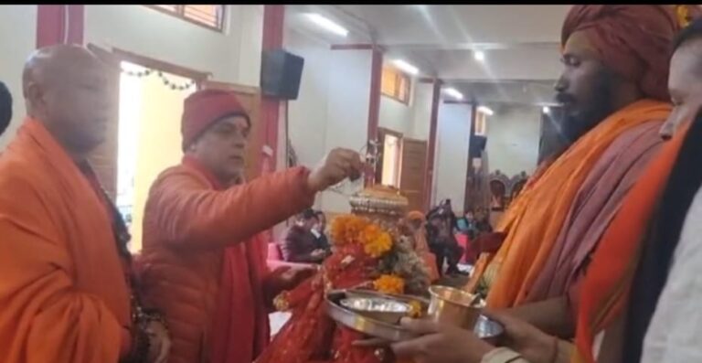 चमोली : पवित्र छड़ी यात्रा पहुंची ज्योतिर्मठ, भव्य स्वागत