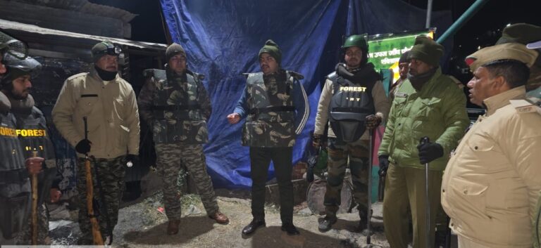 ज्योतिर्मठ : निदेशक ने मानव – भालू संघर्ष को लेकर ली बैठक