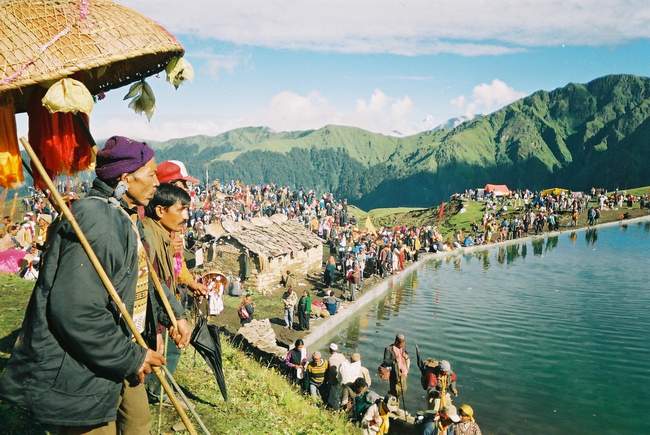 चमोली : विश्व प्रसिद्ध नंदा राजजात यात्रा स्थगित, अब 2027 में होगी