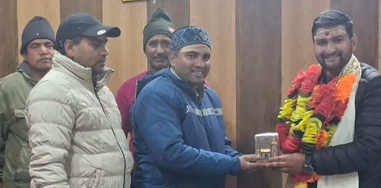 ऊखीमठ : नव नियुक्त उपजिलाधिकारी अनिल रावत ने संभाला कार्यभार