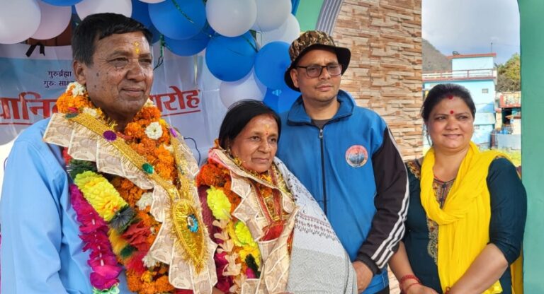 चमोली : गौचर में सम्मान की गूंज, एक ही दिन आठ कार्मिकों को भावभीनी विदाई