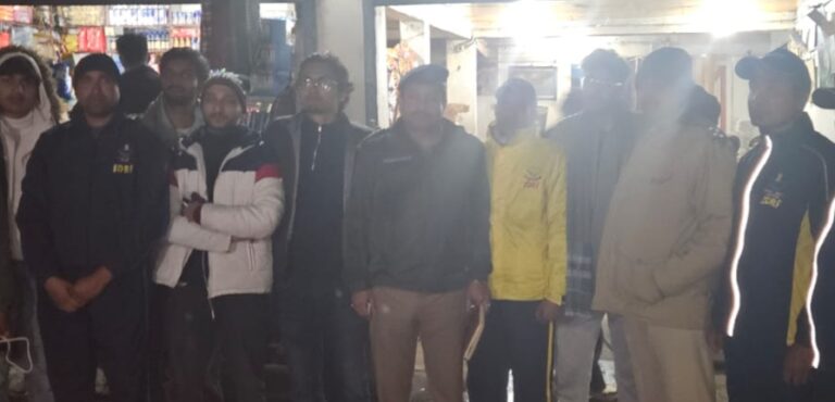 ऊखीमठ : चंद्रशिला में मौसम बना आफत, 30 ट्रैकर्स को सुरक्षित निकाला