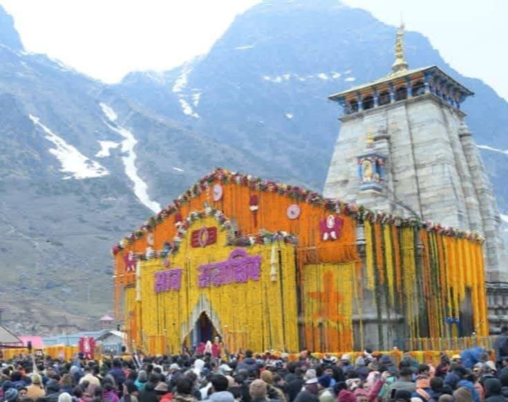 केदारघाटी : केदारनाथ धाम के कपाट खुले, हर-हर महादेव के जयघोष से गूंजा पूरा परिसर