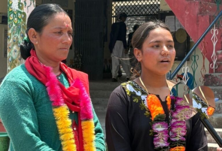 चमोली : ज्योतिर्मठ में बेटी ने बढ़ाया मान, तृप्ति डिमरी 95.20% के साथ जिले में अव्वल