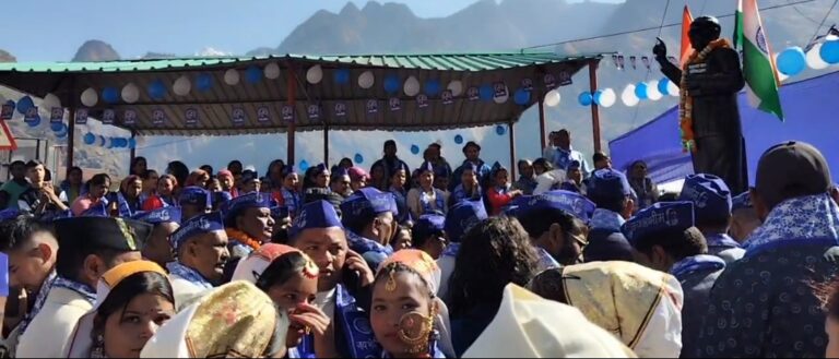 चमोली : ज्योतिर्मठ में धूमधाम से मनाई गई डॉ. भीमराव अंबेडकर जयंती, प्रतिमा का अनावरण