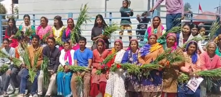 चमोली : भविष्य बदरी के कपाट खुले, नई फसल की बालियां चढ़ाकर ग्रामीणों ने मांगा आशीर्वाद