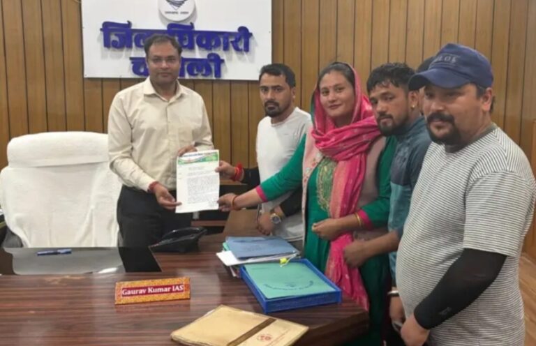 नंदानगर : कनोल-सितेल मोटर मार्ग के डामरीकरण में धांधली का आरोप, ग्रामीणों ने दी आंदोलन की चेतावनी