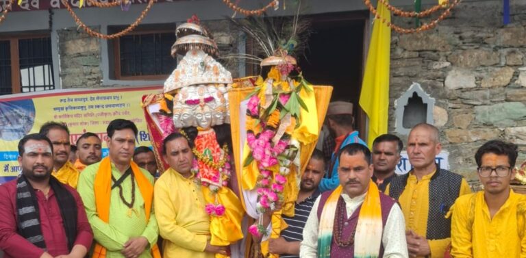ऊखीमठ : कुमार लोक में 11 दिवसीय महायज्ञ एवं पुराण वाचन का शुभारंभ