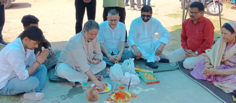गौचर : मिनी स्टेडियम का तीसरी बार भूमिपूजन चुनावी स्टंट : मुकेश नेगी