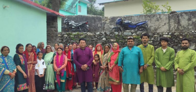 चमोली : नुक्कड़ नाटक से जगाई मतदाता जागरूकता, एसआईआर अभियान में सहयोग की अपील