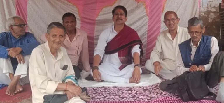 चमोली : महिला बेस अस्पताल की बदहाल व्यवस्थाओं के खिलाफ सत्याग्रह, सुविधाएं बहाल होने तक आंदोलन जारी रखने की चेतावनी