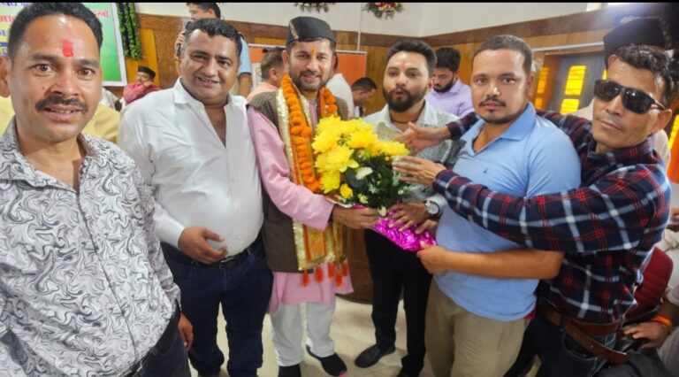 थराली : भाजपा पंचायत प्रकोष्ठ के जिला संयोजक बने सुरेंद्र कनेरी
