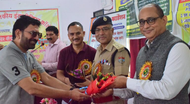 गोपेश्वर : जहर की राह फिल्म ने विद्यार्थियों को दिखाई नशे की हकीकत