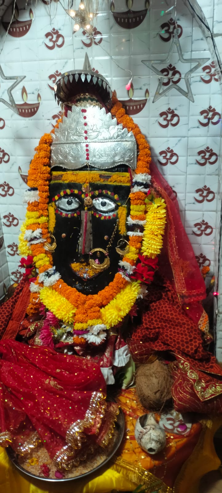 गौचर : मां कालिंका के मायका प्रवास को सज उठा गौचर, आज भाई रावल संग पनाई सेरा पहुंची देवी