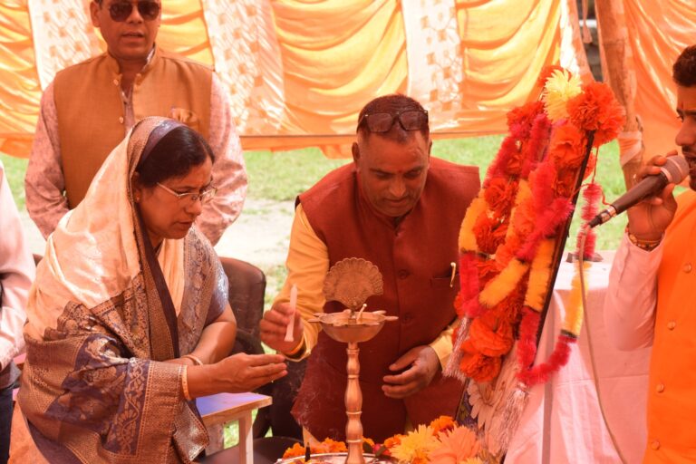 चमोली : ज्योतिर्मठ में खंडस्तरीय संस्कृत स्पर्धा का शुभारंभ