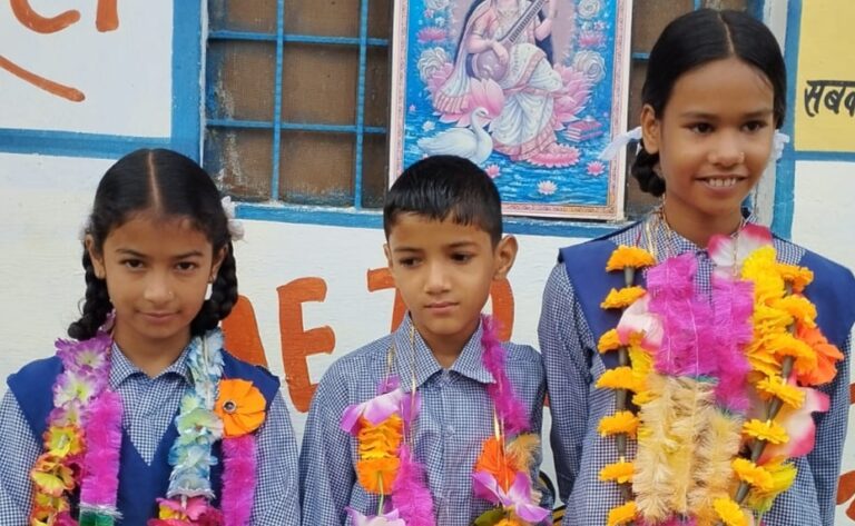 गौचर : मेधावी छात्रवृत्ति में शहीद दिलवर सिंह नेगी जूहा स्कूल के तीन विद्यार्थियों का चयन