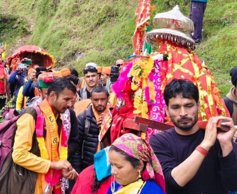 चमोली : कनोल पहुंची मां नंदा की बड़ी जात, उमड़ा आस्था का सैलाब