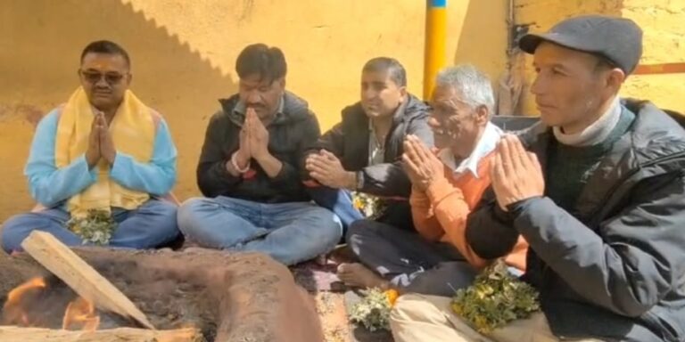 बदरीनाथ : धामी के जन्मदिन पर बदरीनाथ धाम में हवन, दीर्घायु की कामना