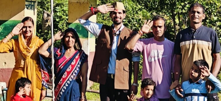 कर्णप्रयाग : चमोला में गांधी-शास्त्री जयंती पर स्वच्छता अभियान