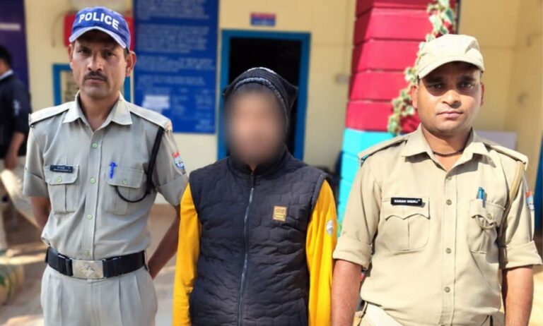गोपेश्वर : पत्नी को आत्महत्या के लिए उकसाने का आरोपी पति गिरफ्तार, जेल भेजा