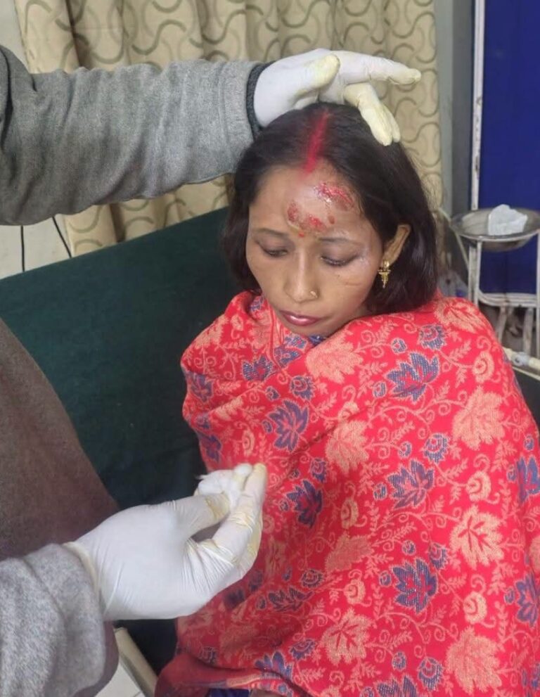 चमोली : जोशीमठ में भालू का हमला, एक ही परिवार के चार लोग गंभीर घायल